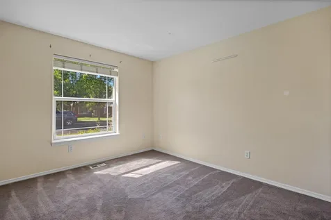 202 NW 25th Street Redmond OR 97756