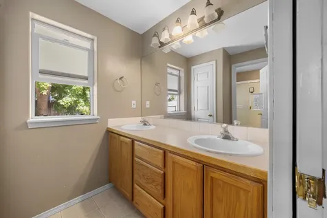202 NW 25th Street Redmond OR 97756