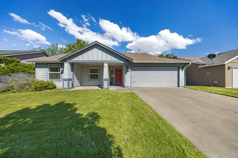202 NW 25th Street Redmond OR 97756