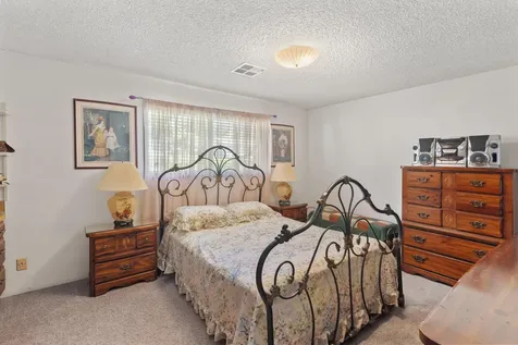 211 NW Blossom Drive Grants Pass OR 97526