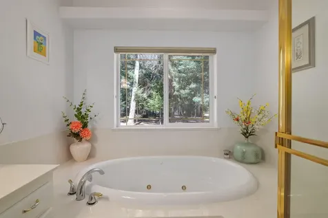 341 Sugar Pine Drive Merlin OR 97532