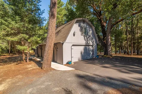 341 Sugar Pine Drive Merlin OR 97532