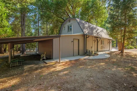 341 Sugar Pine Drive Merlin OR 97532