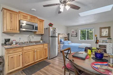 341 Sugar Pine Drive Merlin OR 97532