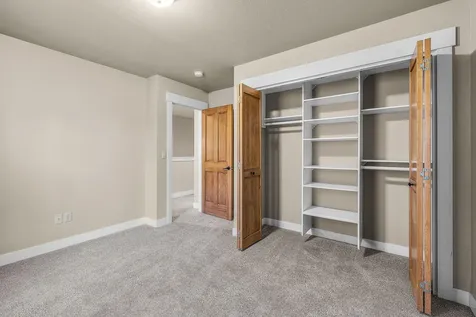 61441 Linton Loop Bend OR 97702