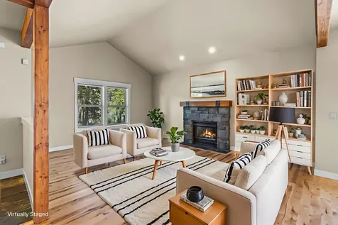 61441 Linton Loop Bend OR 97702
