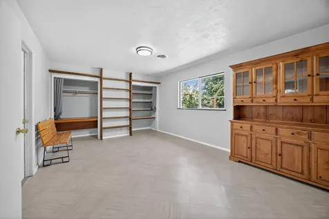 609 Carrington Avenue Medford OR 97504