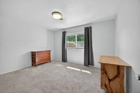 609 Carrington Avenue Medford OR 97504