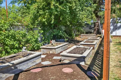 609 Carrington Avenue Medford OR 97504