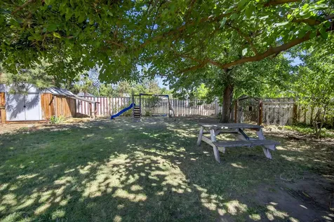 609 Carrington Avenue Medford OR 97504
