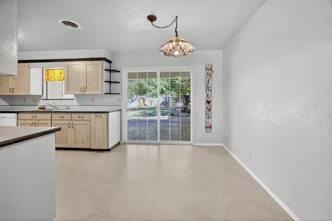 609 Carrington Avenue Medford OR 97504