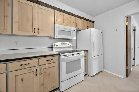 609 Carrington Avenue Medford OR 97504