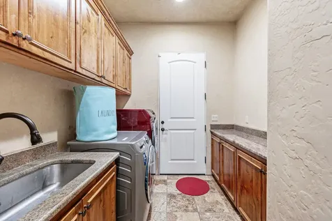 1025 Echo Drive Roseburg OR 97470