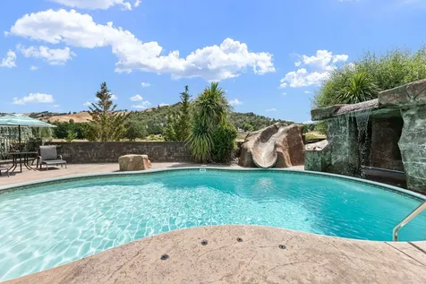 1025 Echo Drive Roseburg OR 97470