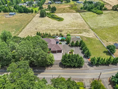 1025 Echo Drive Roseburg OR 97470