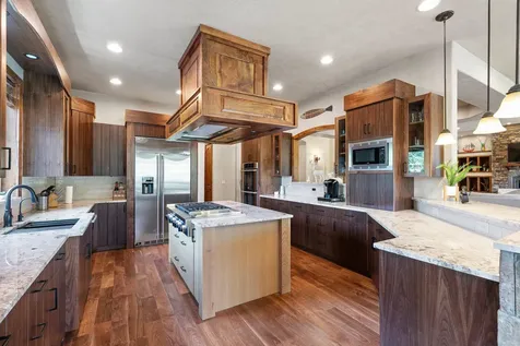 1025 Echo Drive Roseburg OR 97470