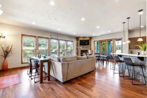 1025 Echo Drive Roseburg OR 97470