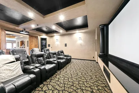 1025 Echo Drive Roseburg OR 97470