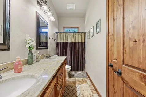 1025 Echo Drive Roseburg OR 97470