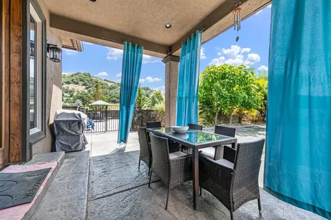 1025 Echo Drive Roseburg OR 97470