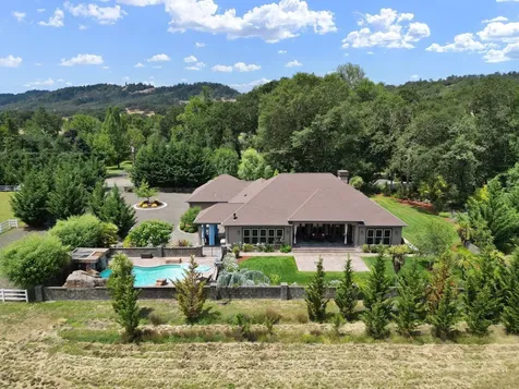 1025 Echo Drive Roseburg OR 97470