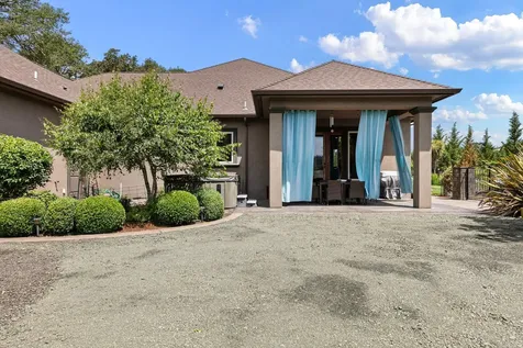 1025 Echo Drive Roseburg OR 97470