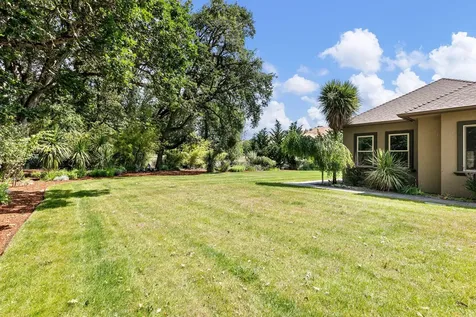 1025 Echo Drive Roseburg OR 97470
