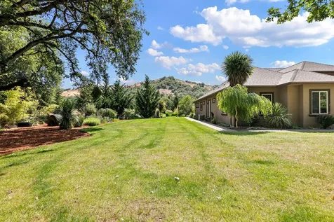 1025 Echo Drive Roseburg OR 97470