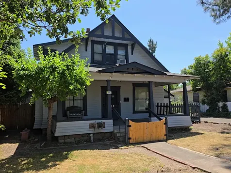214 Stark Street Medford OR 97504