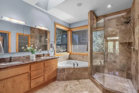 1834 SW Turnberry Place Bend OR 97702