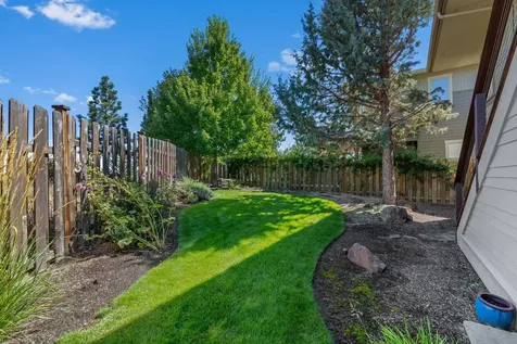 1834 SW Turnberry Place Bend OR 97702