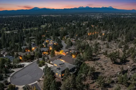 1834 SW Turnberry Place Bend OR 97702