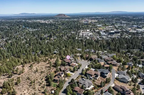 1834 SW Turnberry Place Bend OR 97702