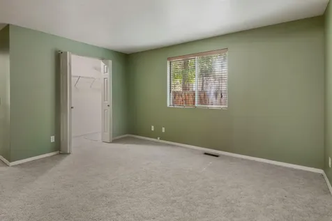 527 SW Forest Grove Drive Bend OR 97702