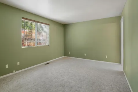 527 SW Forest Grove Drive Bend OR 97702