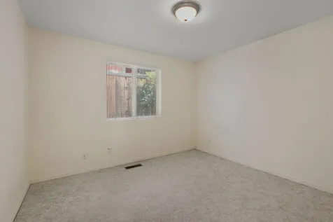 527 SW Forest Grove Drive Bend OR 97702