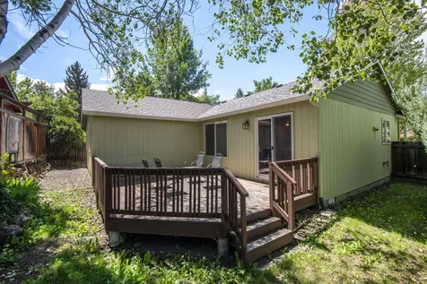 527 SW Forest Grove Drive Bend OR 97702