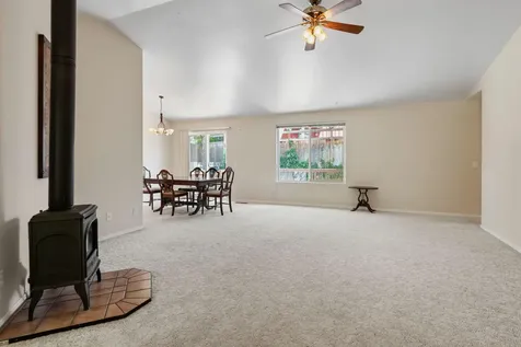 527 SW Forest Grove Drive Bend OR 97702