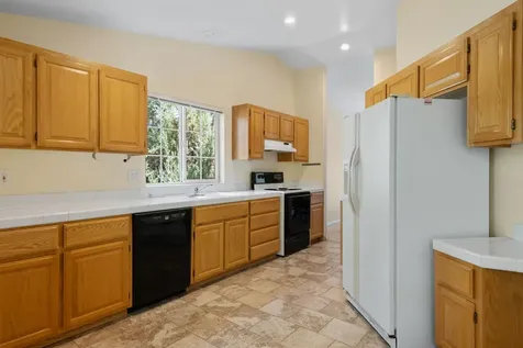 527 SW Forest Grove Drive Bend OR 97702