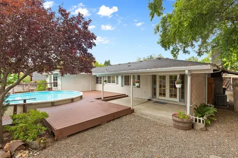 1512 Nordic Court Medford OR 97504