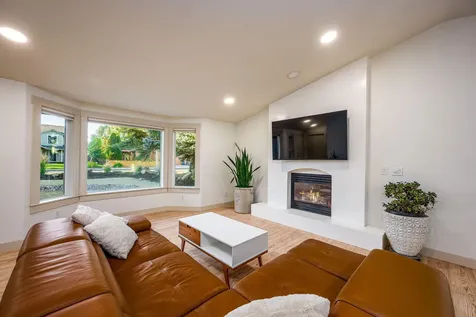 760 NE Oak Place Redmond OR 97756
