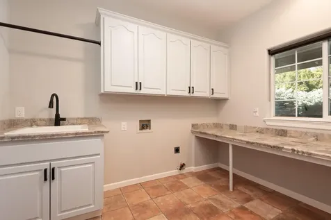 3061 NW Jewell Way Bend OR 97703