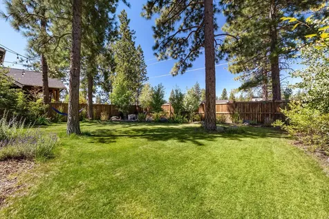 1181 NW Singleton Place Bend OR 97703