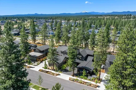 1181 NW Singleton Place Bend OR 97703