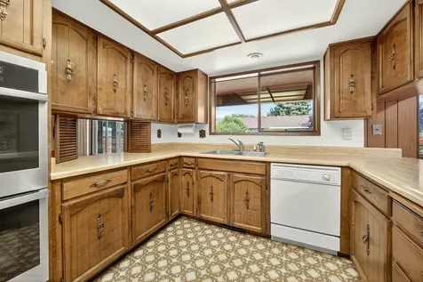 2728 Hawaiian Avenue Medford OR 97504