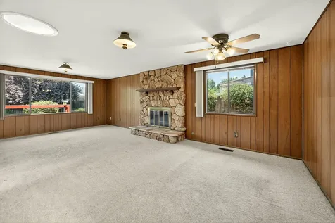 2728 Hawaiian Avenue Medford OR 97504