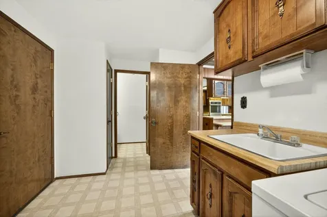 2728 Hawaiian Avenue Medford OR 97504