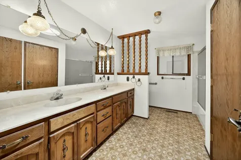 2728 Hawaiian Avenue Medford OR 97504