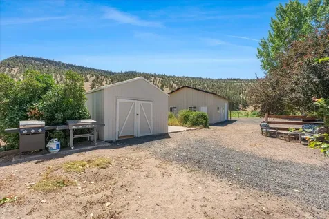 100 NE Jumping Grass Lane Prineville OR 97754
