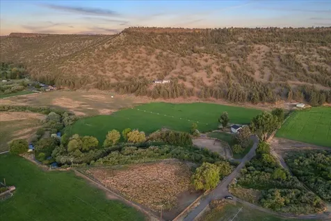 100 NE Jumping Grass Lane Prineville OR 97754